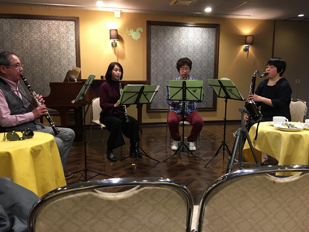 本番で演奏する合奏未経験者向けアンサンブルのメンバー