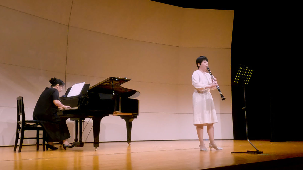 発表会での講師演奏