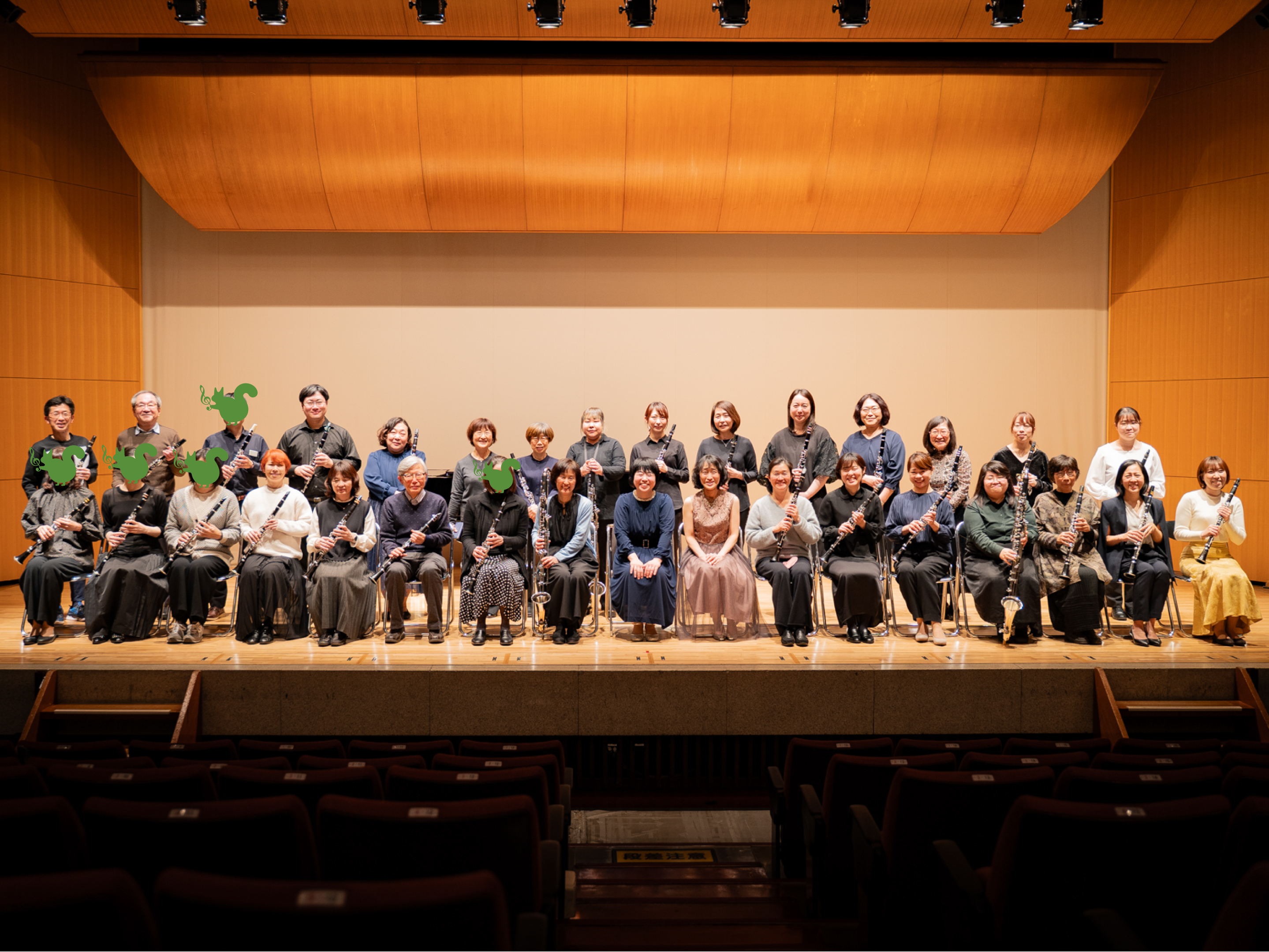 出演者の笑顔弾ける集合写真