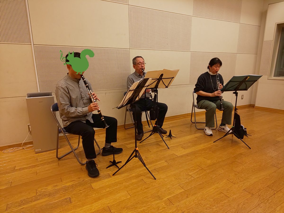 人数が揃わない中頑張って合わせる初級者アンサンブルメンバー